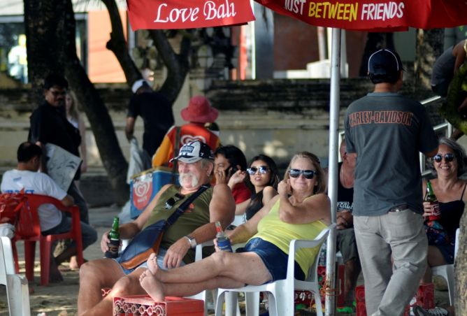 Larangan Penjualan Minuman Alkohol Tak Pengaruhi Pariwisata